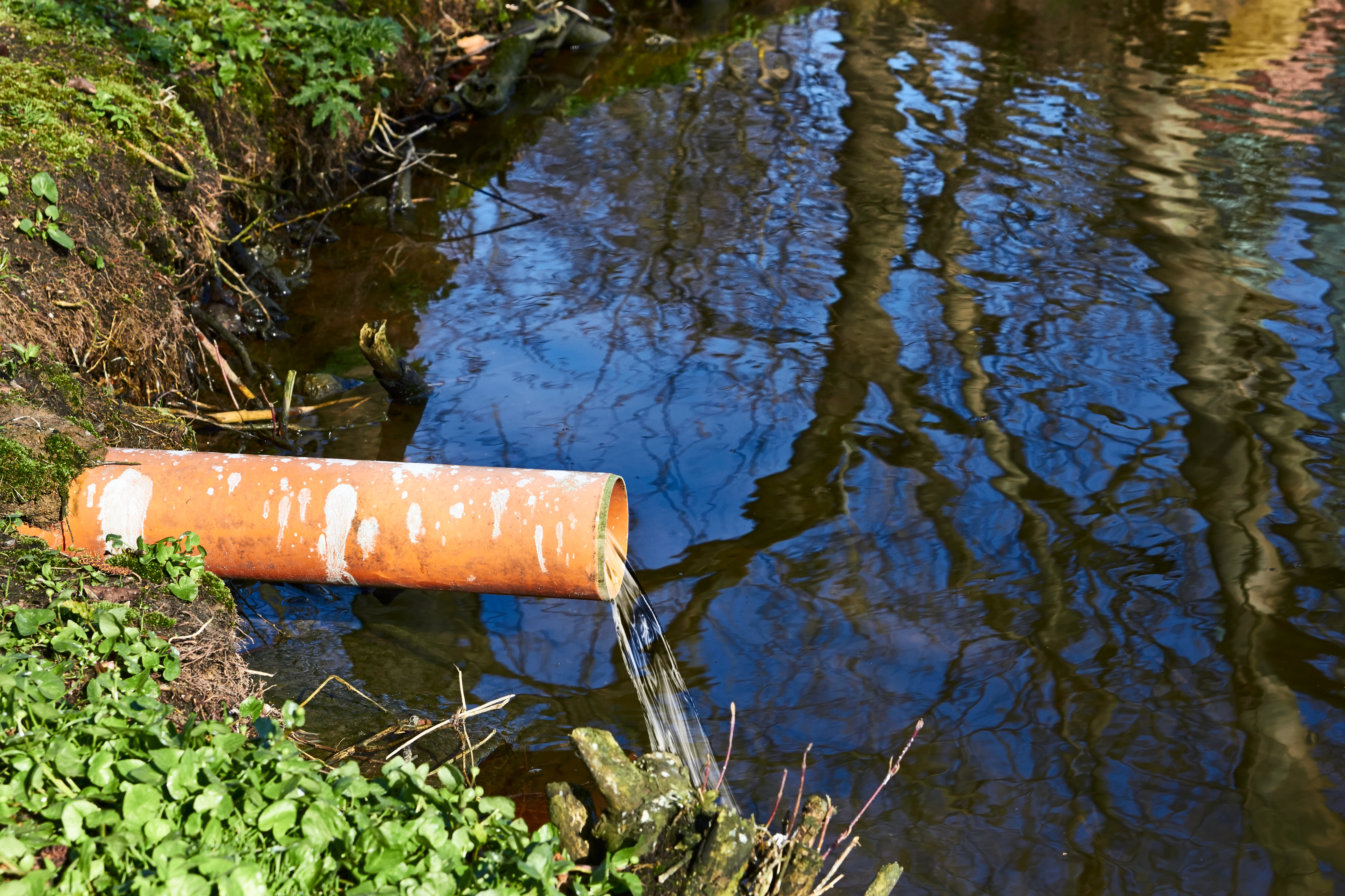 Waste water into river